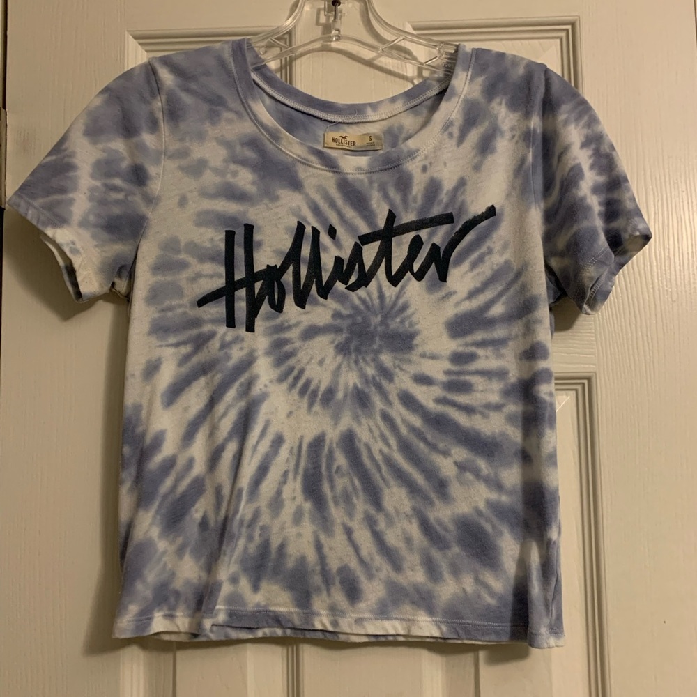 Short sleeve tie-dye Hollister top